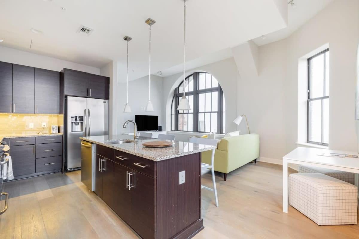 2B 2Ba Luxury Downtown Suite Rooftop Deck & Gym Baltimore Exterior foto